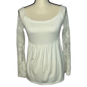 Xhilaration Pull-Over Shirred Blouse with Lace Bell Sleeves Size Medium